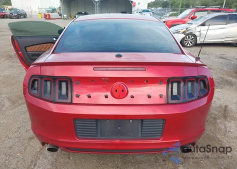 2013 Ford Mustang V6 Premium from USA, damaged, VIN 1ZVBP8AM5D5277947